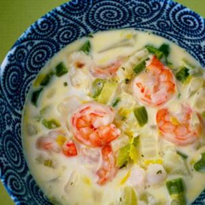 Вершковий суп із морепродуктами: рецепти