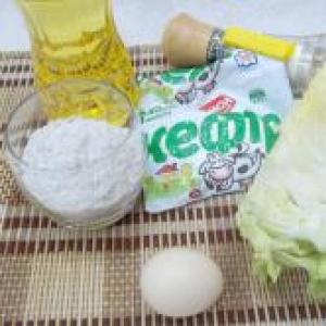 Delicious kefir pancakes with cabbage in a hurry