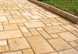 Технологія укладання тротуарної плитки на бетонну основу: кілька способів Бруківка тротуарна як укладати на бетон